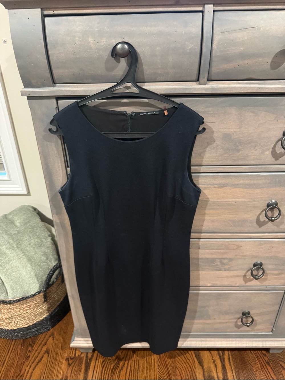 Tahari Sleeveless Black Sheath Dress (Navy)